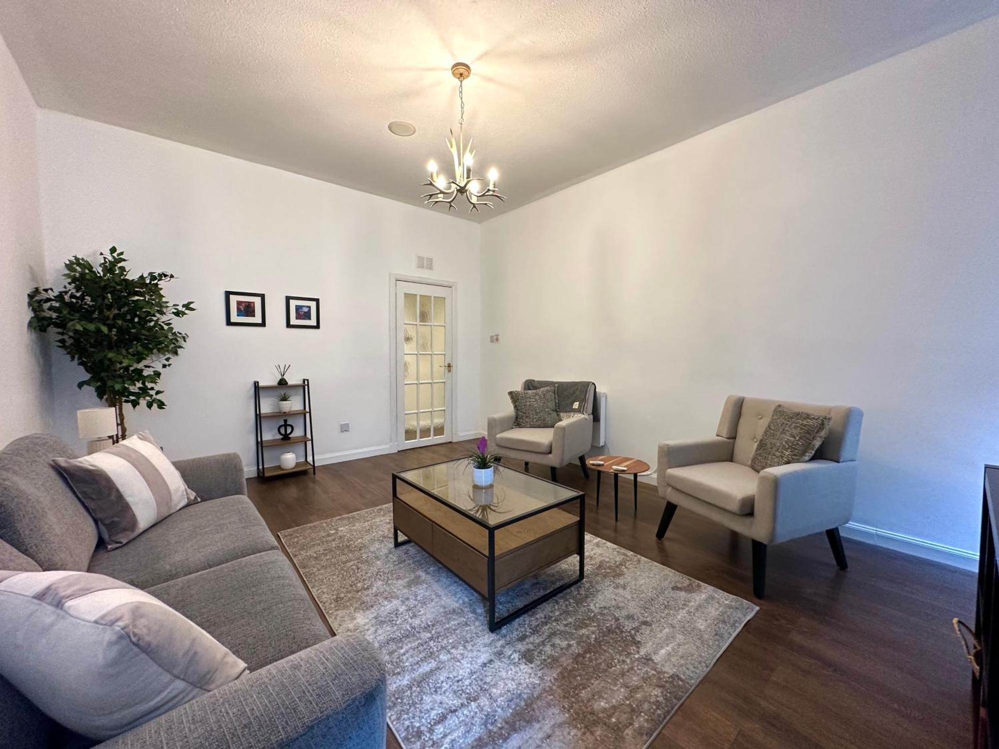 Large City Centre Apartment Пърт Екстериор снимка